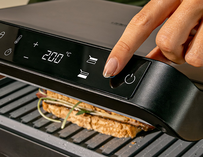 Zwei wendbare Platten. Zwei Temperaturzonen.